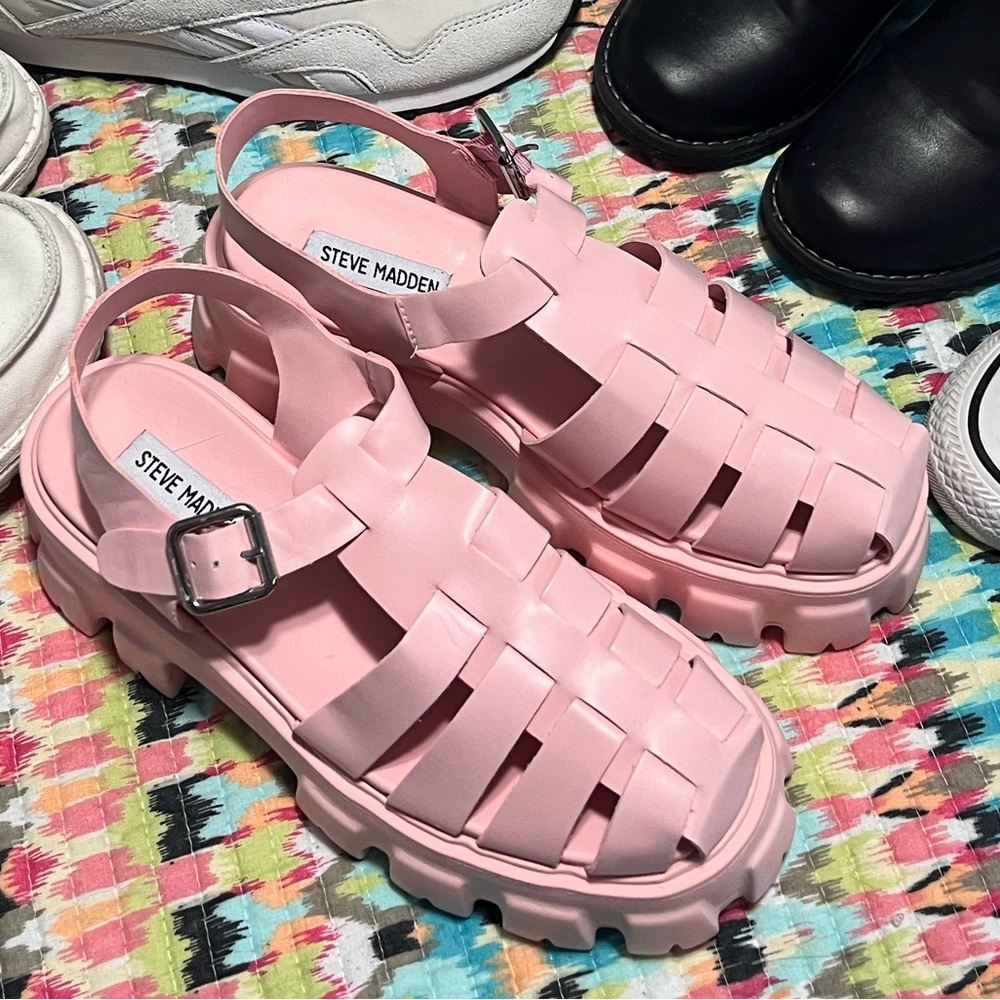 Light Pink Steve Madden Chunky Buckle Sandals